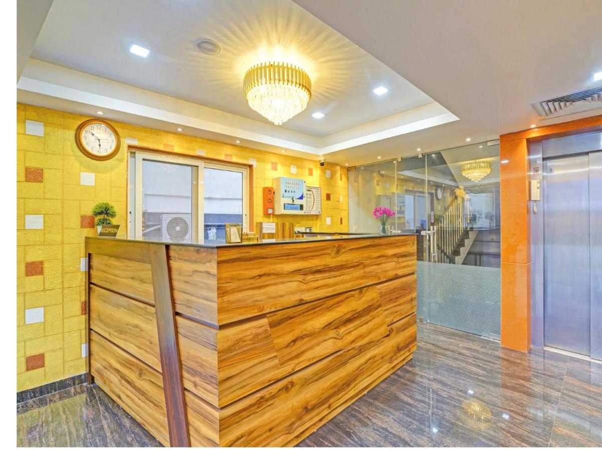 Hotel Signature Cochin Kochi Exterior photo